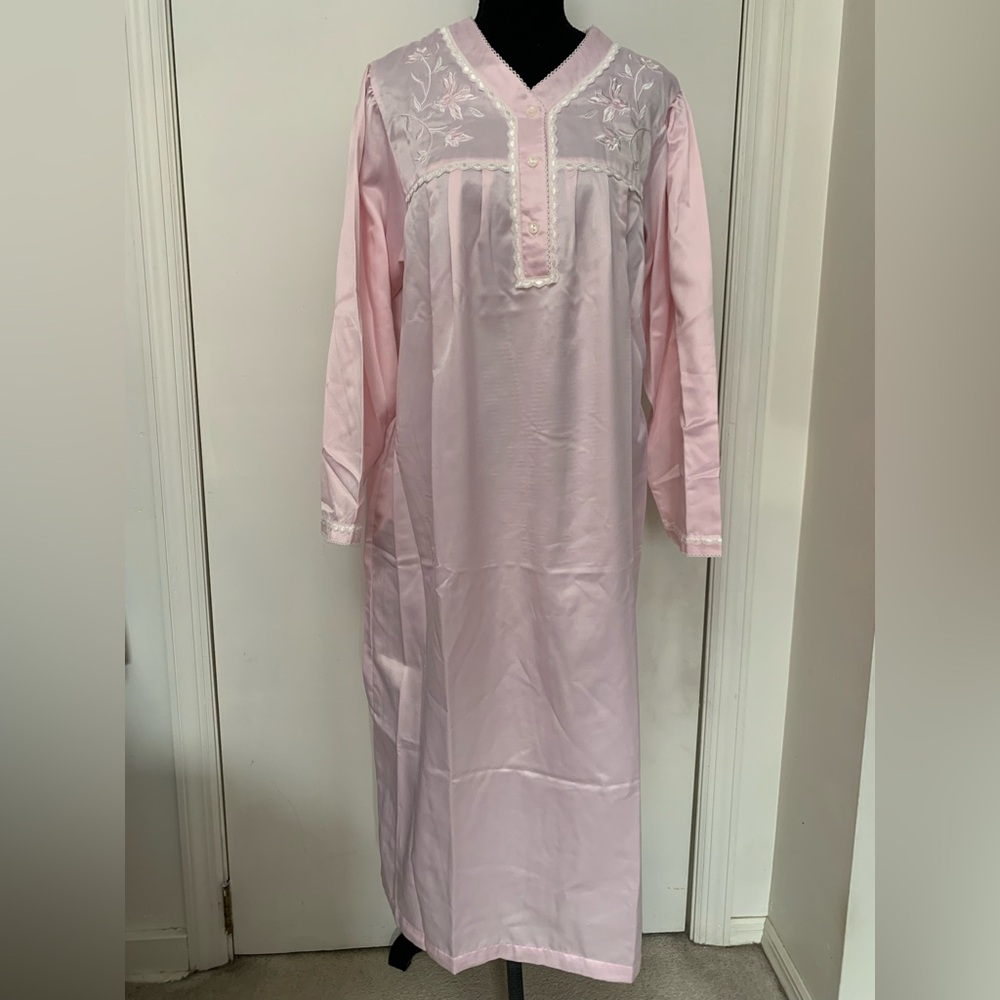 Vintage MISS ELAINE Light Pink Satin Brushed Inside Nightgown Lace Size M 
#50